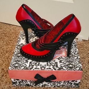 Pin up girl pumps